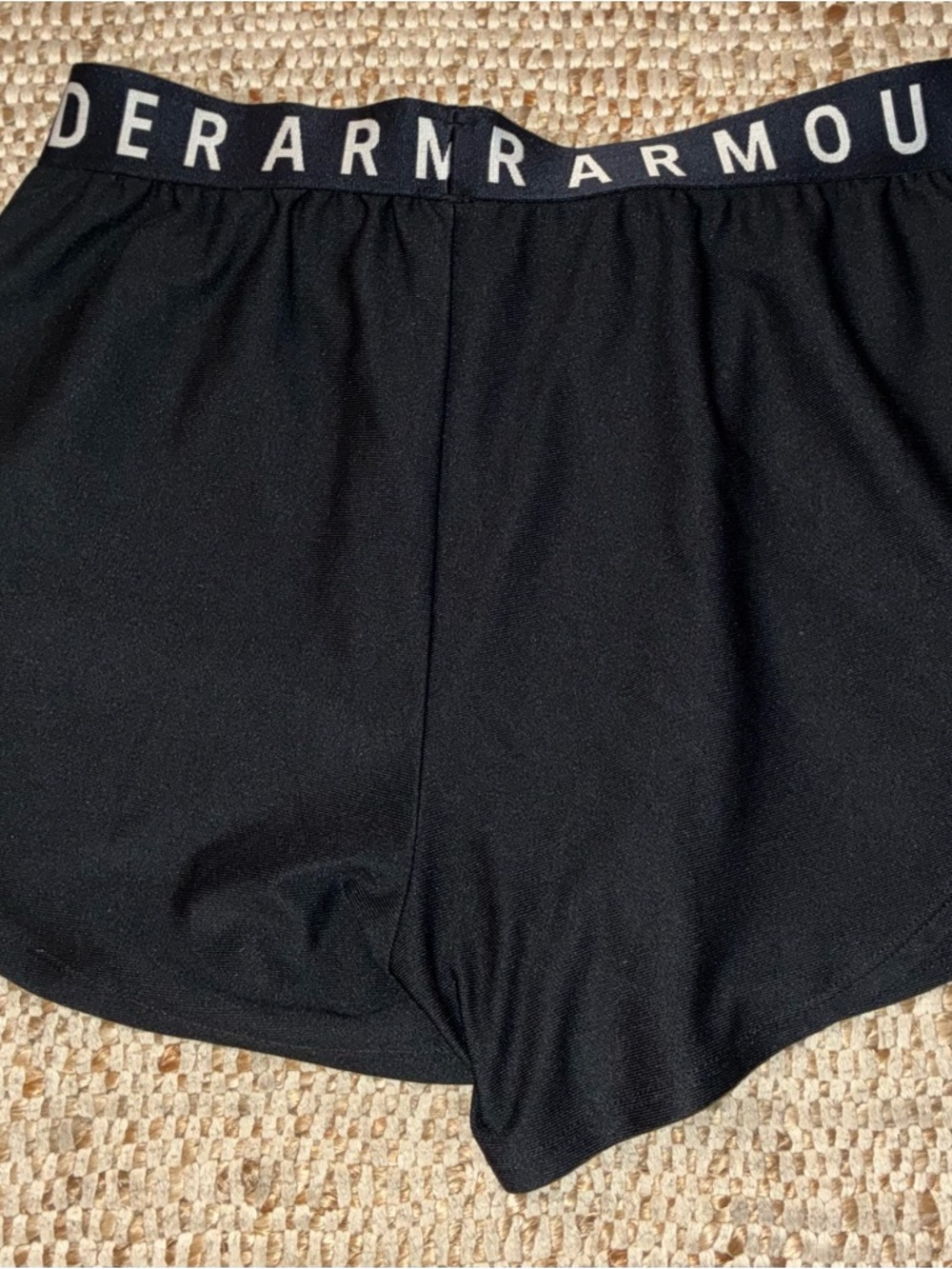 Under Armour Black Athletic Shorts Small Workout Gym Running Lightweight - Picture 5 of 9